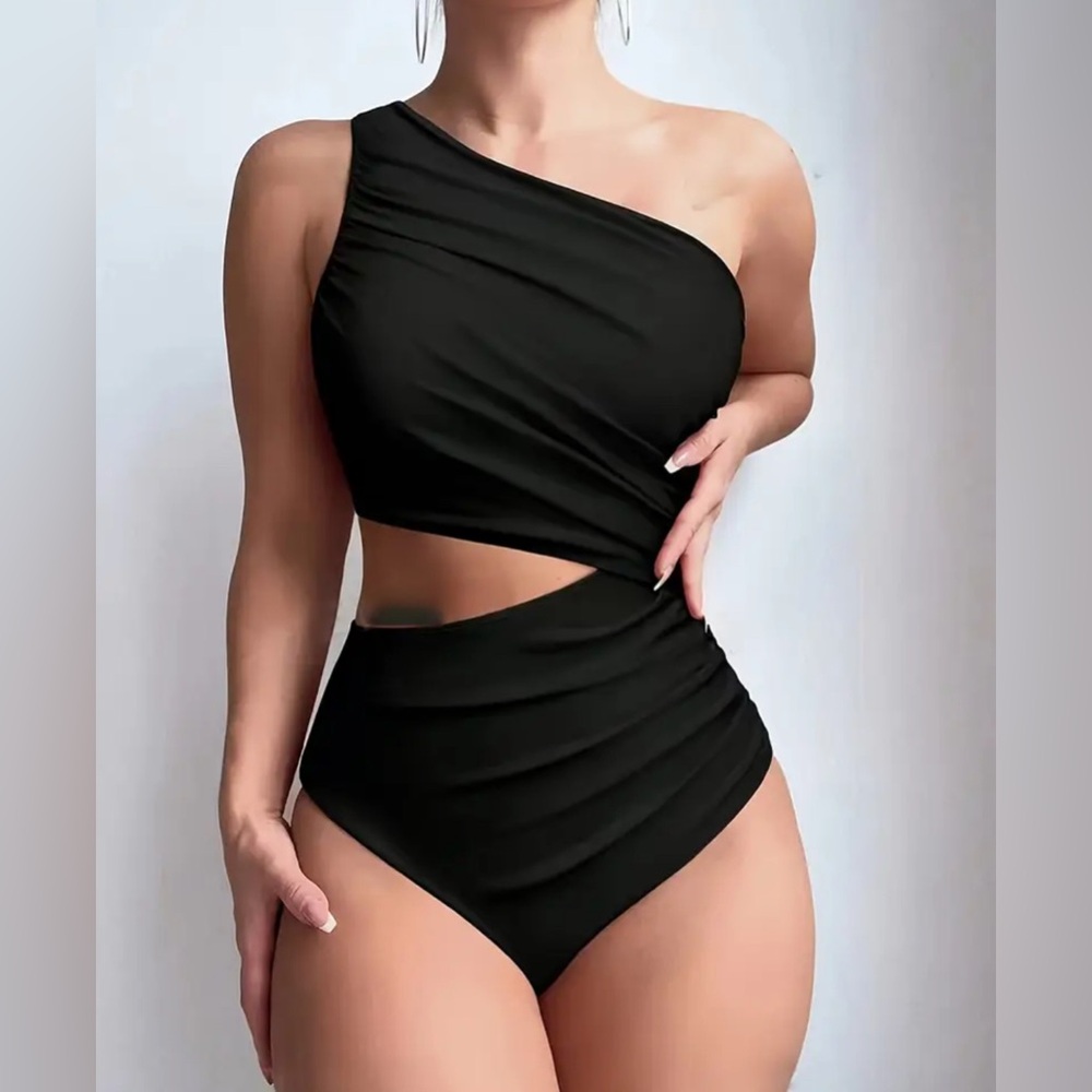 XL Elegant Black One-Shoulder Swimsuit new